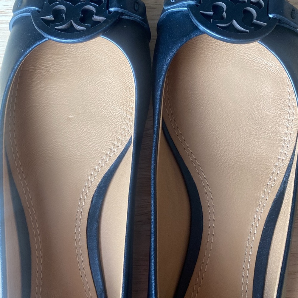 Tory Burch Women's Black Flats - Picture 5 of 12